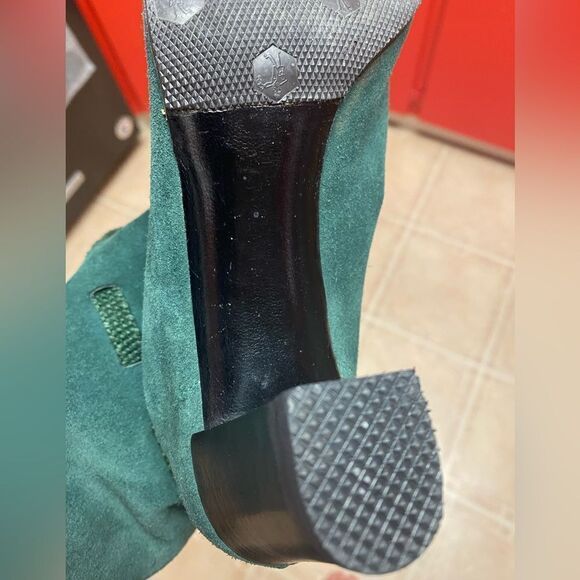 Authentic Christian Dior suede booties - Picture 3 of 9